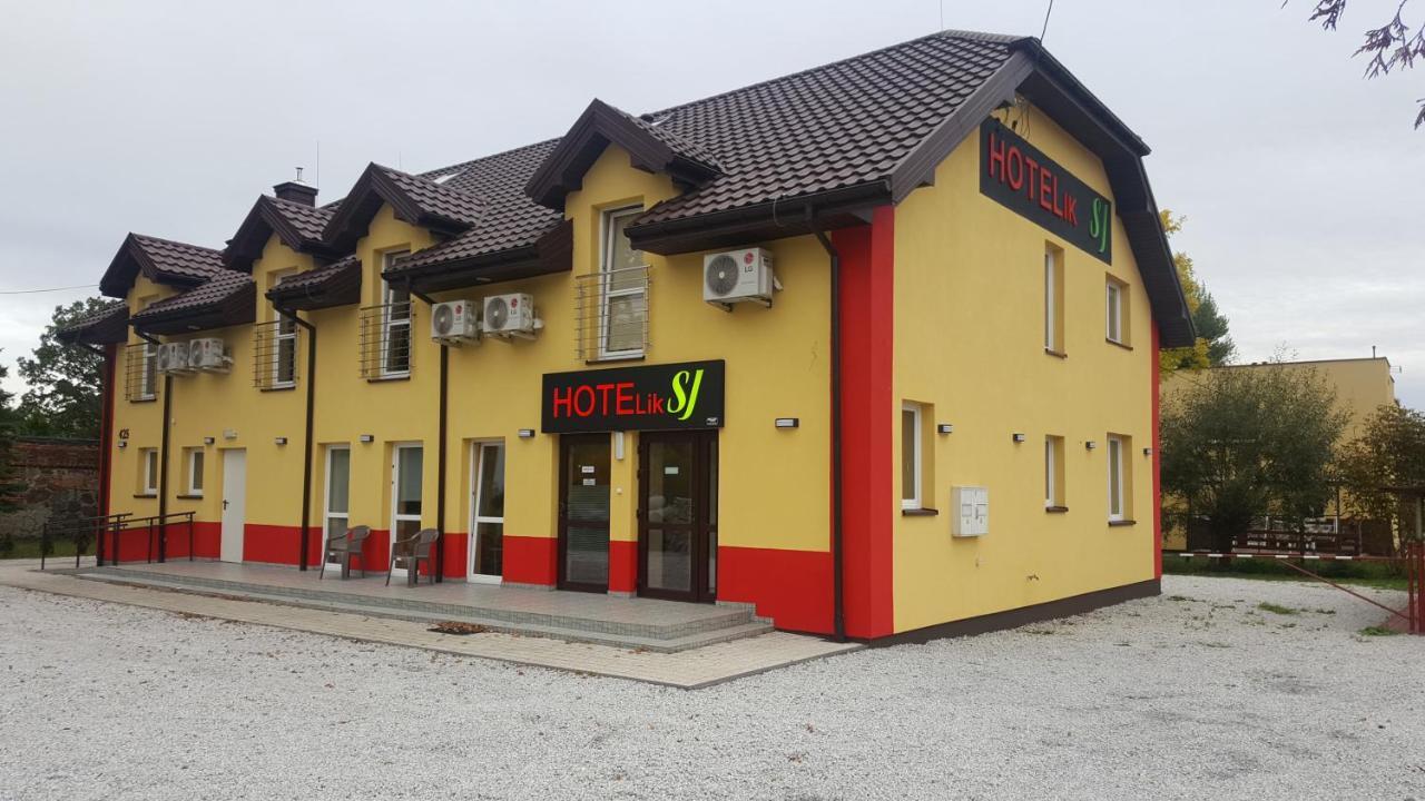 Hotelik Sj Лодз Екстериор снимка